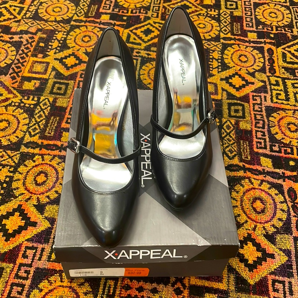 X-appeal black heels